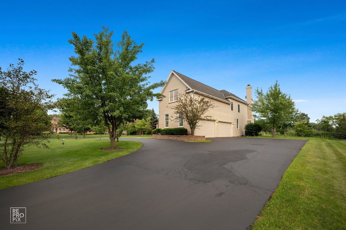 House in Barrington Hills, Illinois, United States 4 - 18447112
