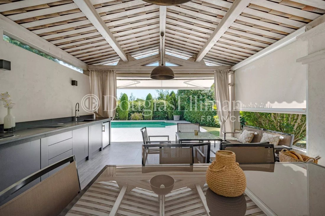 Villa in La Roquette-sur-Siagne, Provence-Alpes-Côte d'Azur, France 3 - 18448133