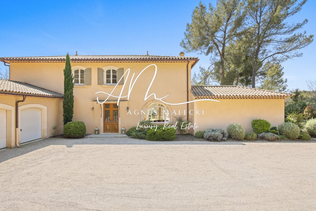 Villa à Trans-en-Provence, Provence-Alpes-Côte d'Azur, France 3 - 18110820