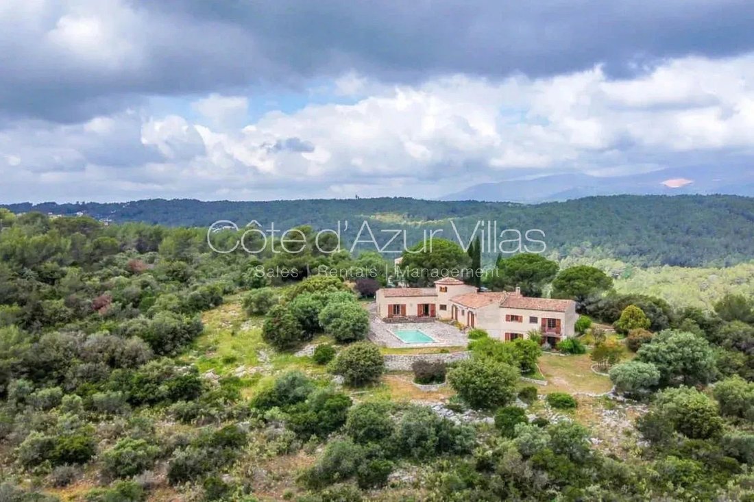 Country House in Nord, Roquefort-les-Pins, France 1 - 18298159