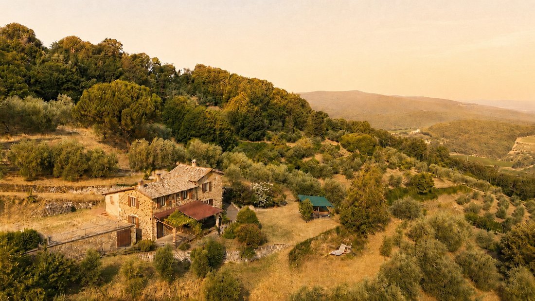 Villa in Montalcino, Tuscany, Italy 4 - 16429587