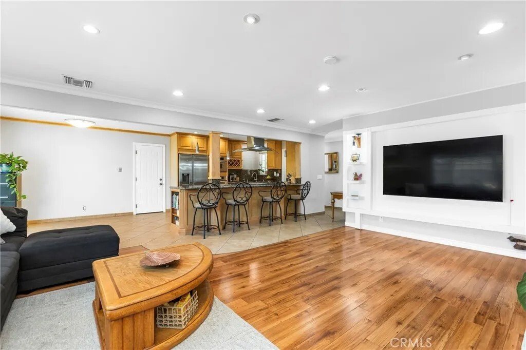 House in Buena Park, California, United States 4 - 18095479