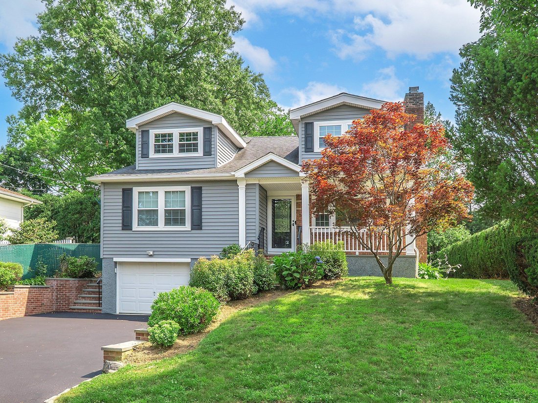 House in Glen Cove, New York, United States 1 - 18445570