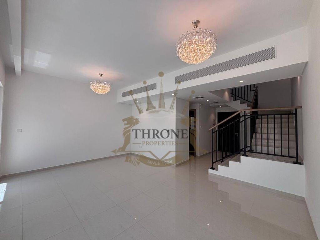 Townhouse in Damac Hills 2, Dubai, United Arab Emirates 3 - 18450039