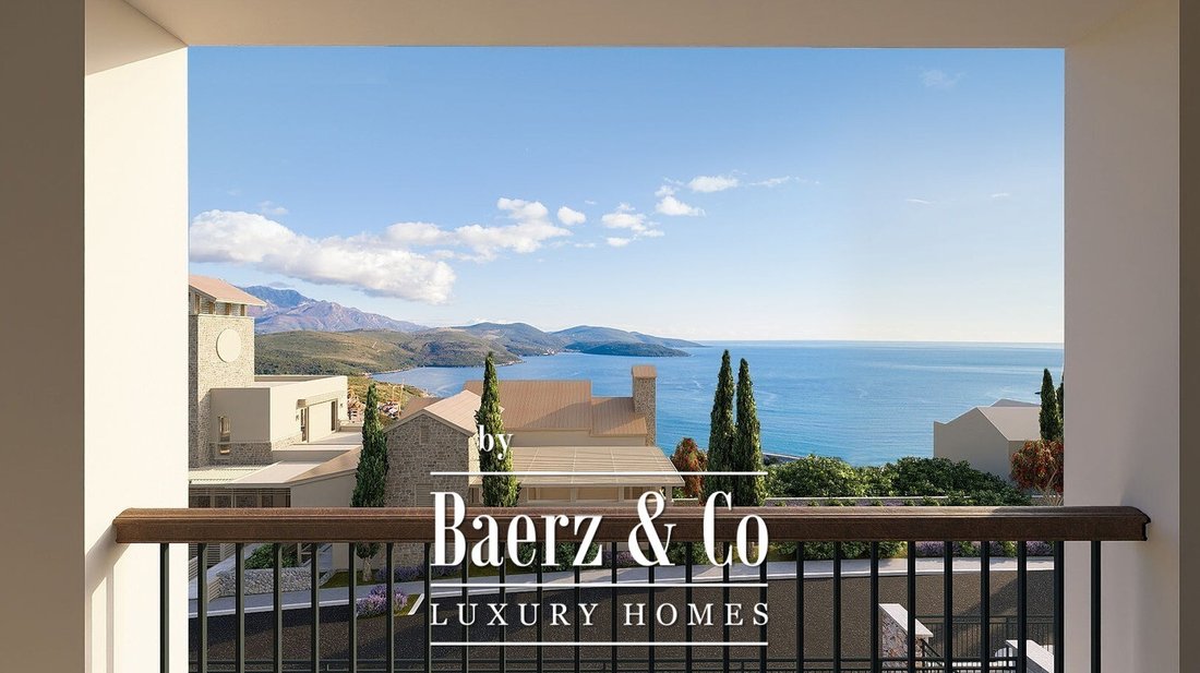 Penthouse in Tivat, Tivat Municipality, Montenegro 1 - 18449895