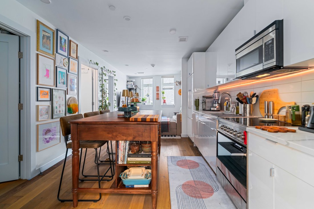 Condo in Cambridge, Massachusetts, United States 3 - 18452395
