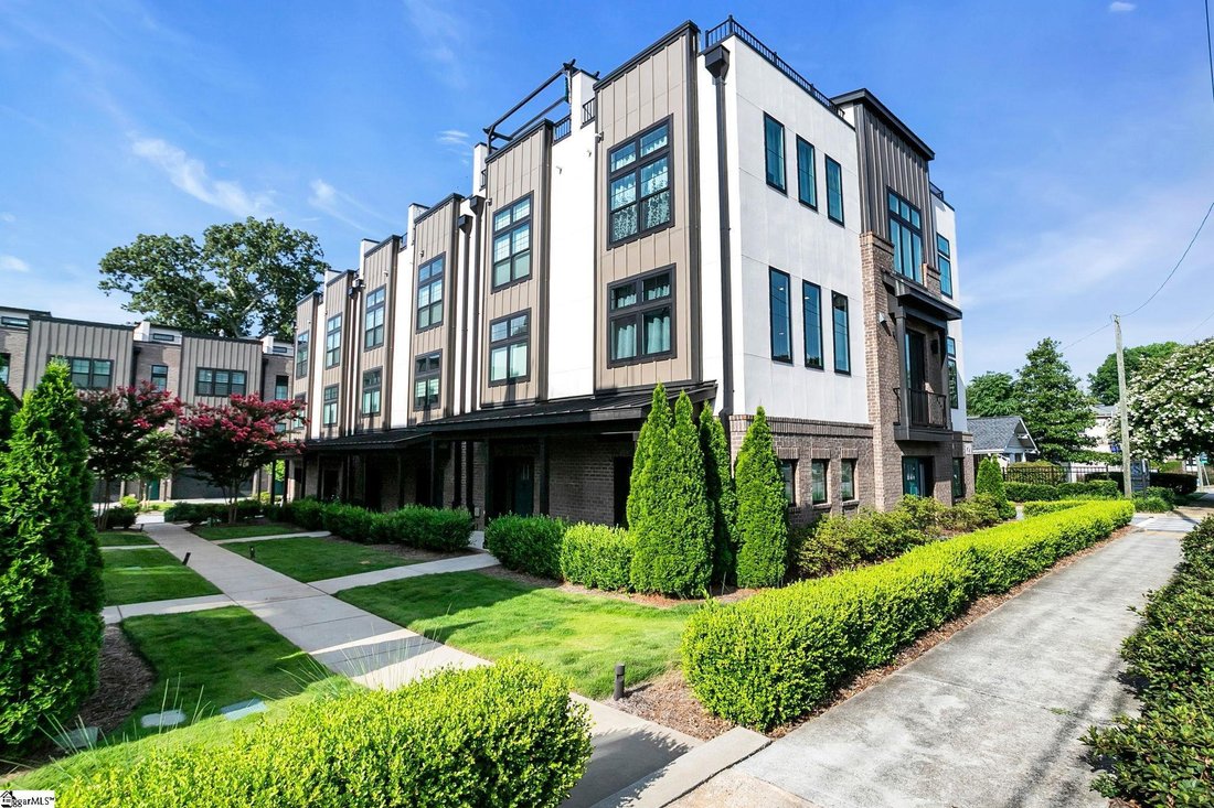 Townhouse in Greenville, South Carolina, United States 2 - 18446051