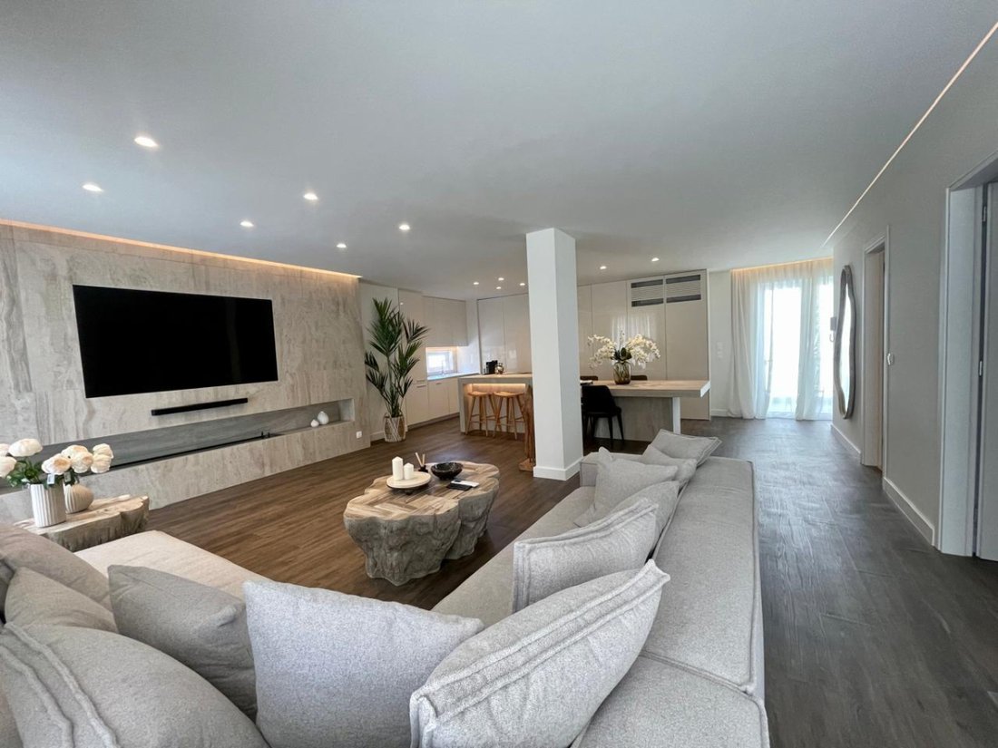 Apartment in Vouliagmeni, Attica, Greece 1 - 18452284