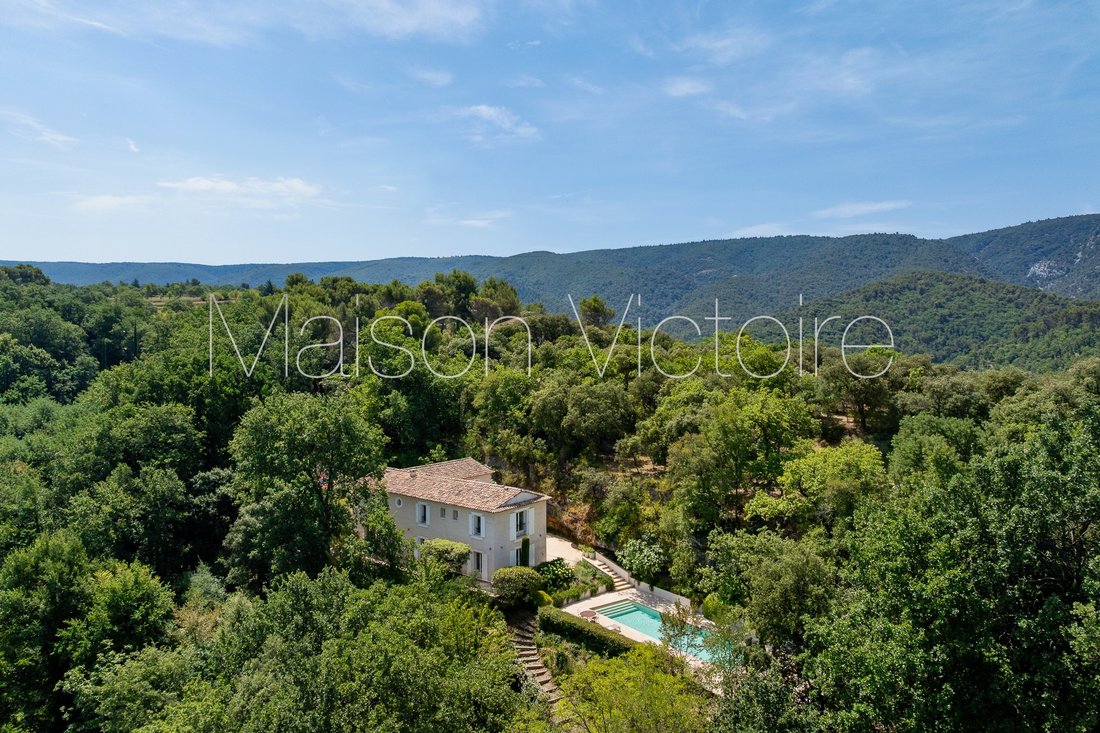 House in Ménerbes, Provence-Alpes-Côte d'Azur, France 2 - 18451556