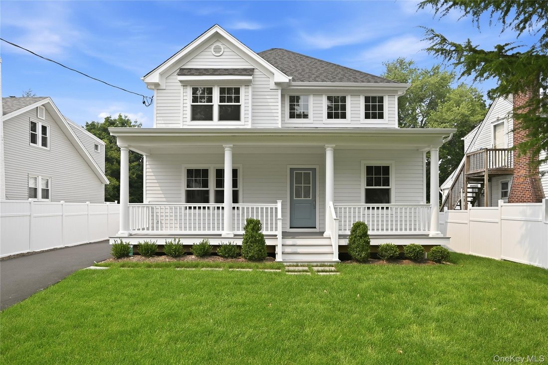 House in Halesite, New York, United States 1 - 18450063