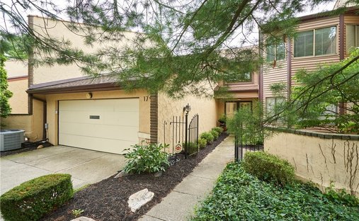 Condo in Akron, Ohio, United States 1
