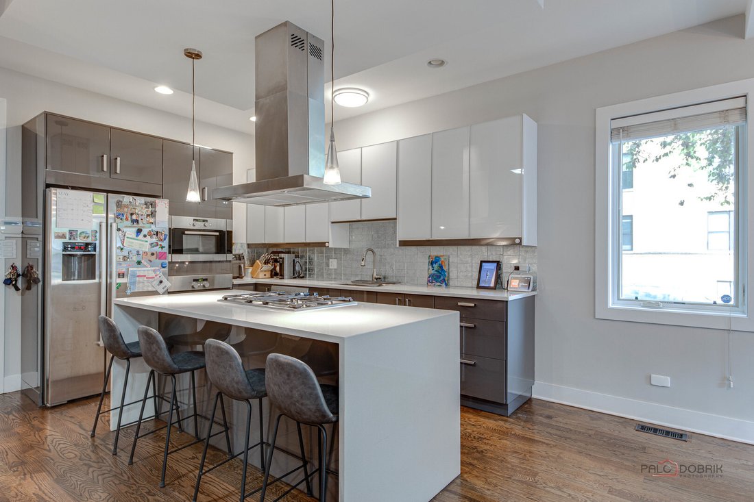 Condo in Chicago, Illinois, United States 4 - 18450682