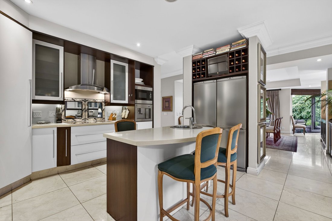 Country House in Bryanston, Gauteng, South Africa 5 - 18449602