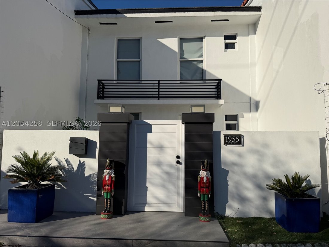 House in North Miami Beach, Florida, United States 1 - 18449462