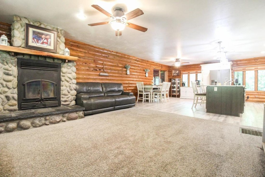 House in Cambridge, Wisconsin, United States 4 - 18446162