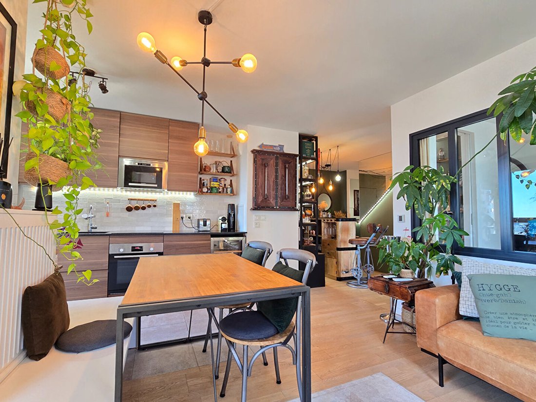 Apartment in Clignancourt-Jules Joffrin, Paris 18e Arrondissement, Paris 2 - 18447534