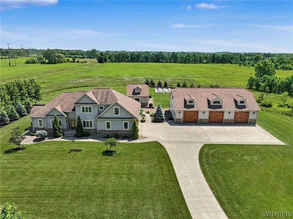 House in Akron, New York, United States 2 - 18452473