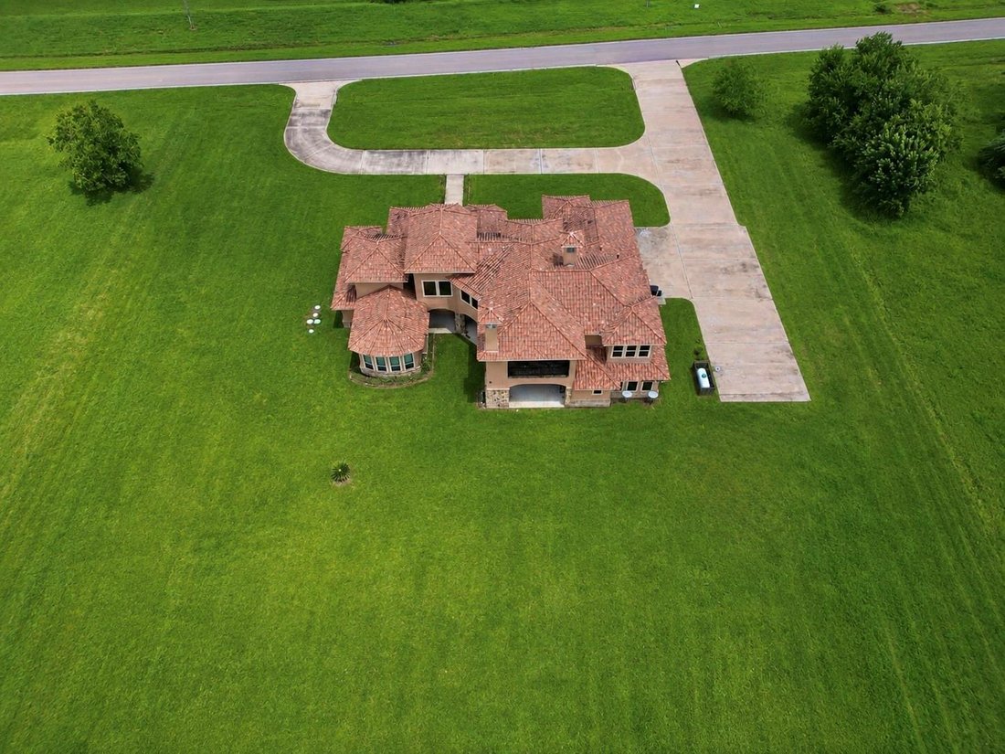 House in Angleton, Texas, United States 3 - 18451173