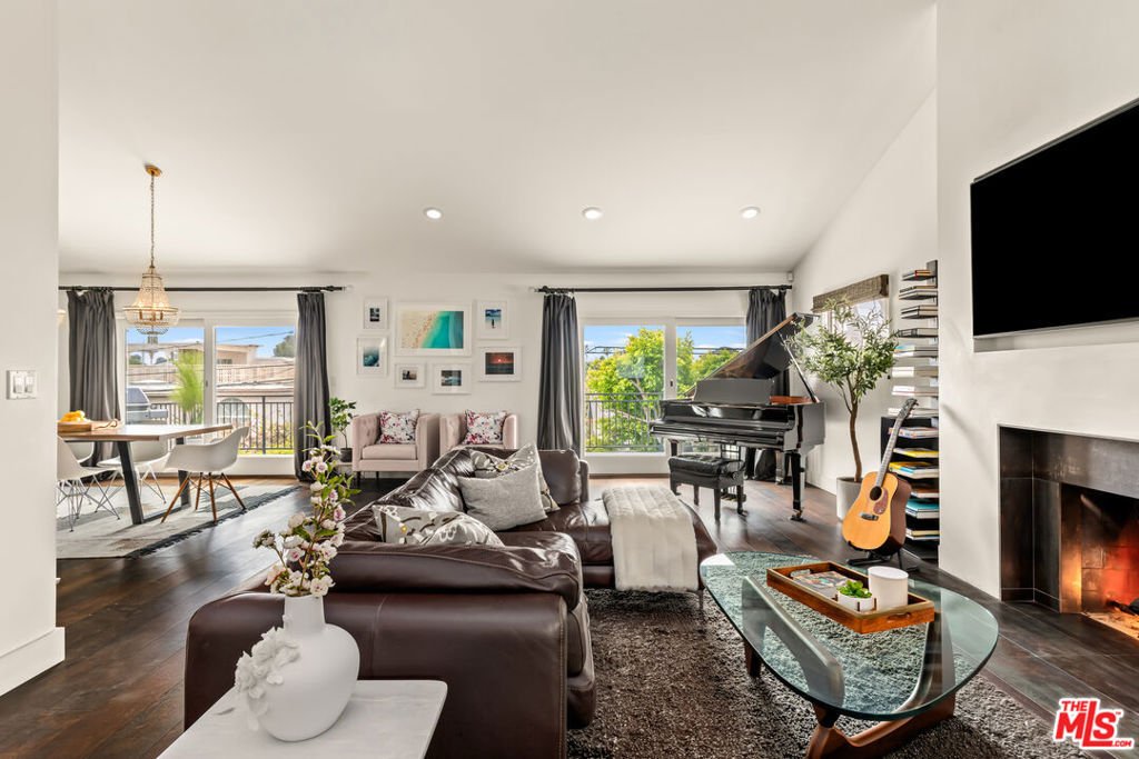 House in Los Angeles, California, United States 4 - 18446262