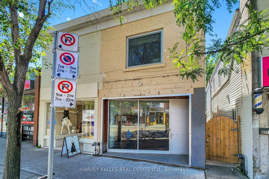 House in Toronto, Ontario, Canada 5 - 18452323