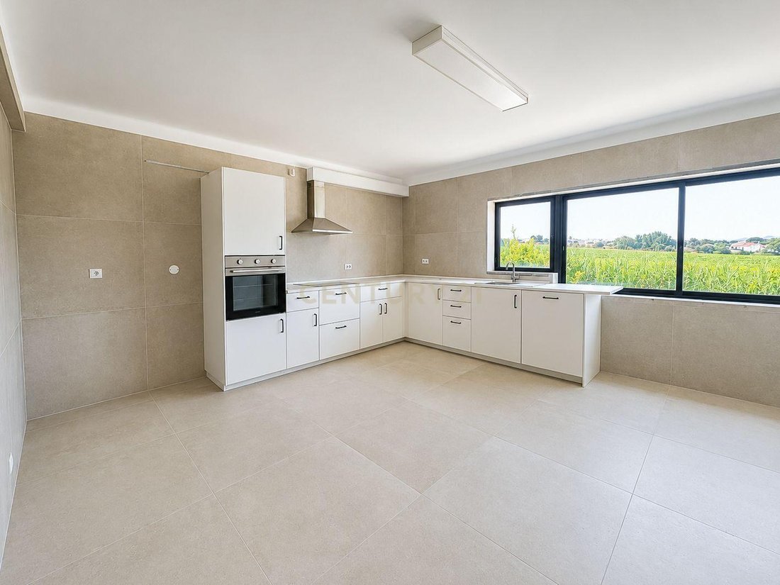 Villa in Gaeiras, Leiria District, Portugal 1 - 18451273