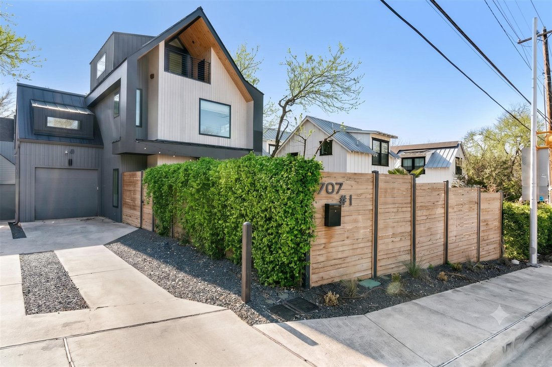 Condo in Austin, Texas, United States 1 - 18446697