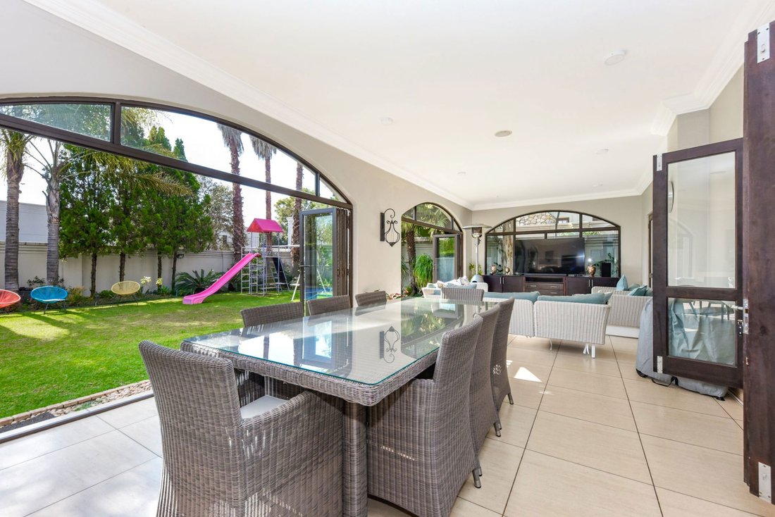 Country House in Bryanston, Gauteng, South Africa 3 - 18449465