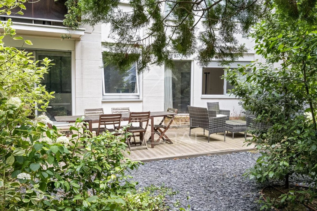 Apartment in Ile de la Jatte - Parc d'Orléans, Neuilly-sur-Seine, France 3 - 18443508