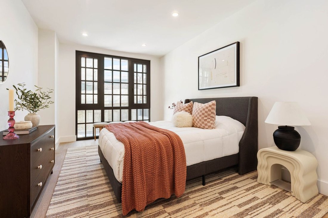 Condo in New York, New York, United States 5 - 18390292