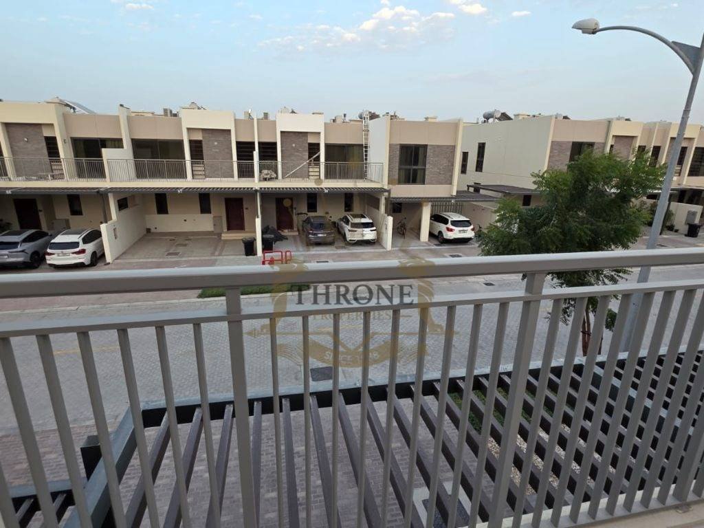 Townhouse in Damac Hills 2, Dubai, United Arab Emirates 3 - 18450096