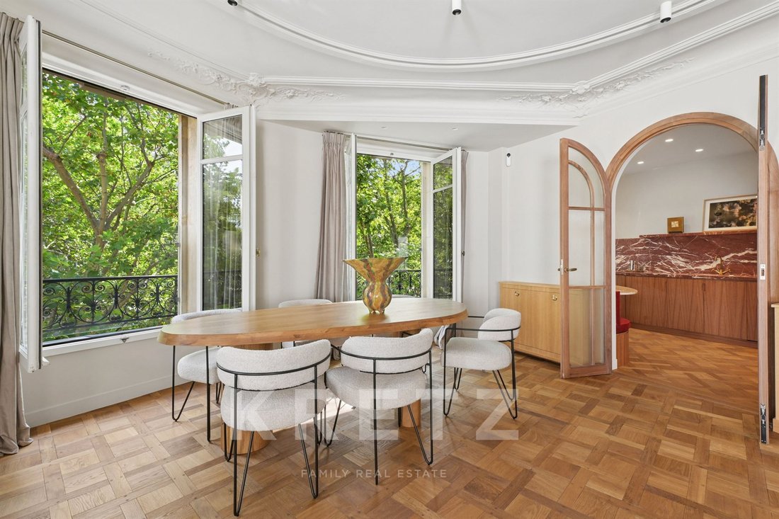 Apartment in Invalides, Paris 7e Arrondissement, Paris 4 - 18451493