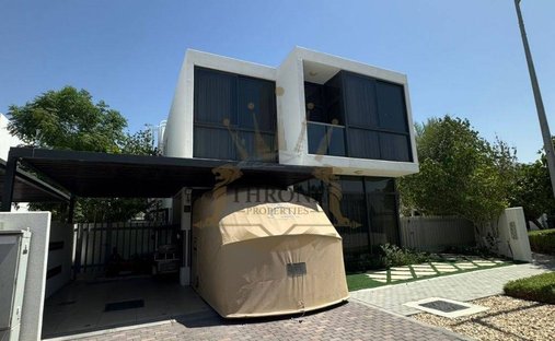 Villa in Damac Hills 2, Dubai, United Arab Emirates 1