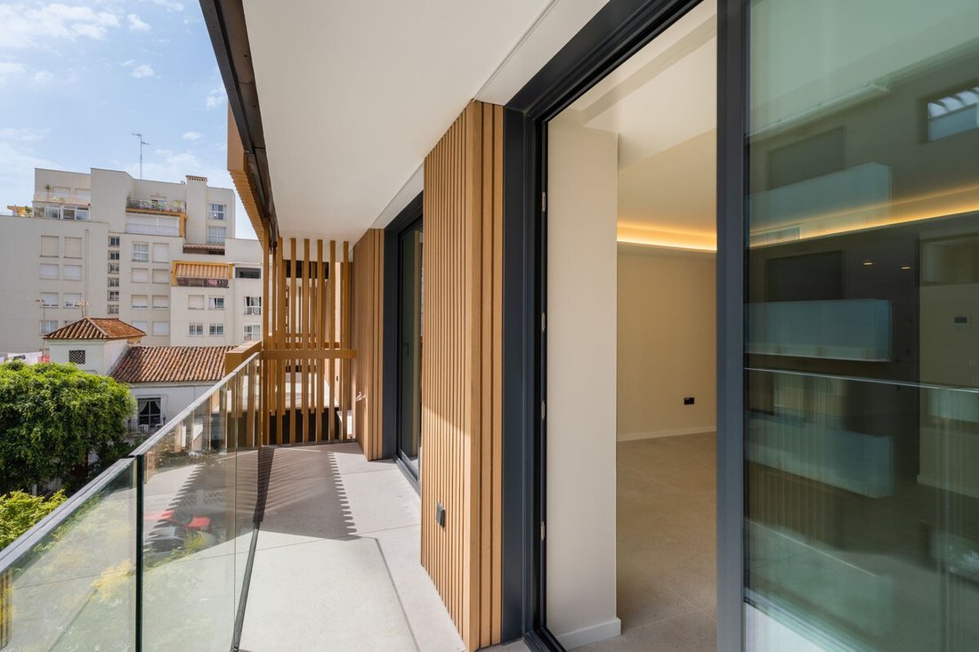 Apartment in Marbella, Andalusia, Spain 4 - 17325230