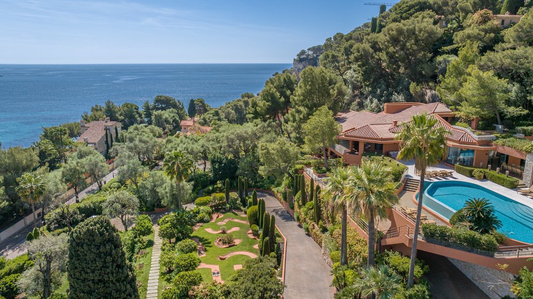 House in Saint-Jean-Cap-Ferrat, Provence-Alpes-Côte d'Azur, France 2 - 18448789