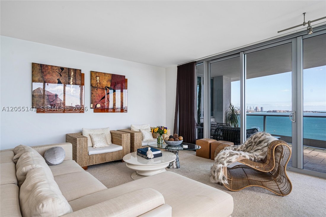 Condo in Miami, Florida, United States 5 - 18449463