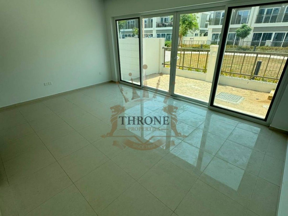 Townhouse in Damac Hills 2, Dubai, United Arab Emirates 1 - 18450056