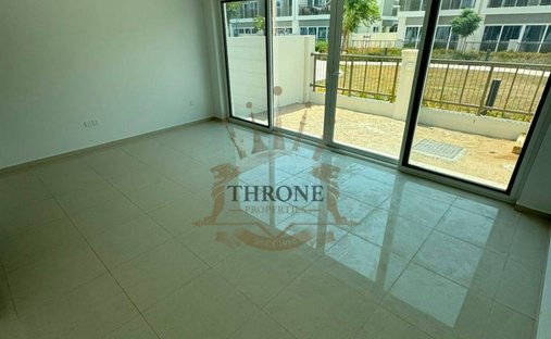 Townhouse in Damac Hills 2, Dubai, United Arab Emirates 1