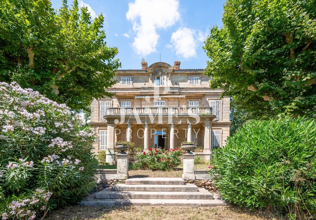 House in Entressen, Istres, France 1 - 18446003