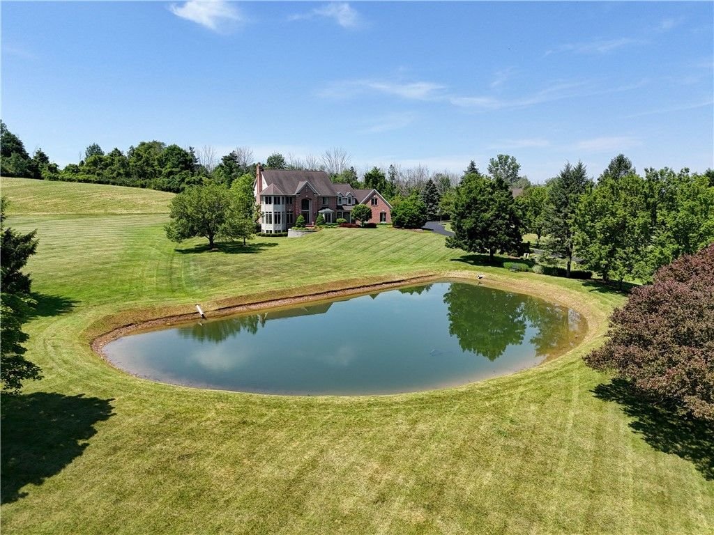 House in Honeoye Falls, New York, United States 5 - 18452486