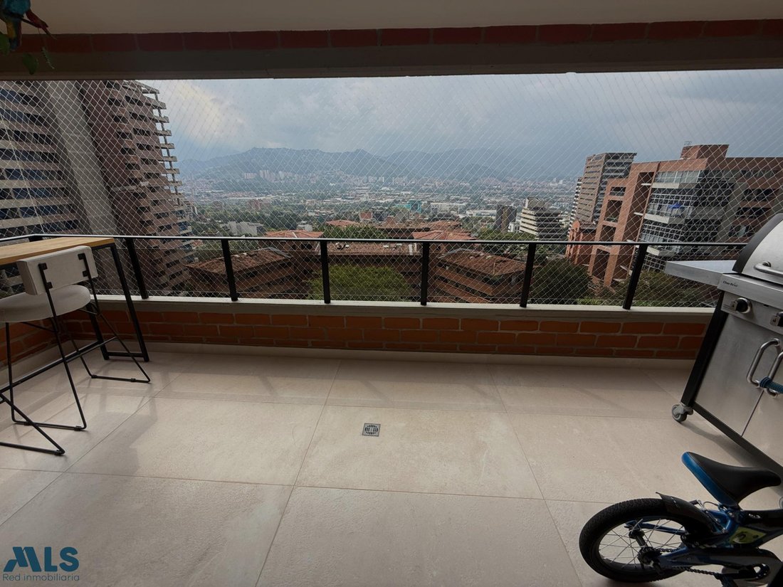 Apartment in Medellín, Antioquia, Colombia 1 - 18447236
