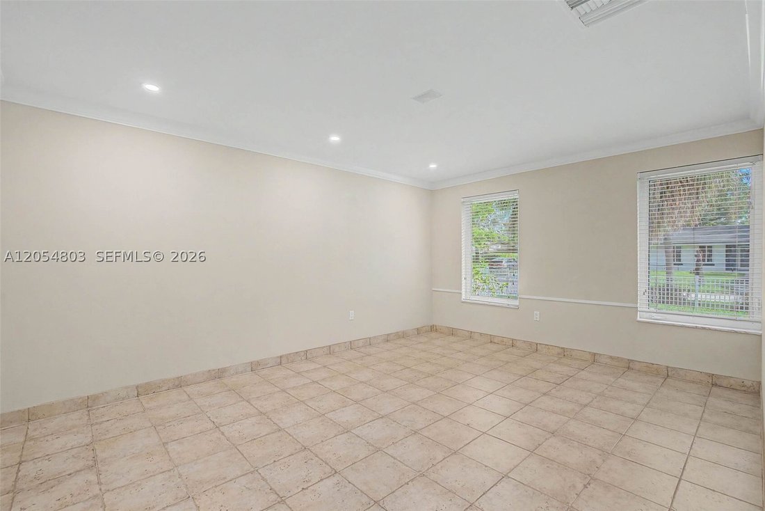 Apartment in Coral Gables, Florida, United States 4 - 18449453