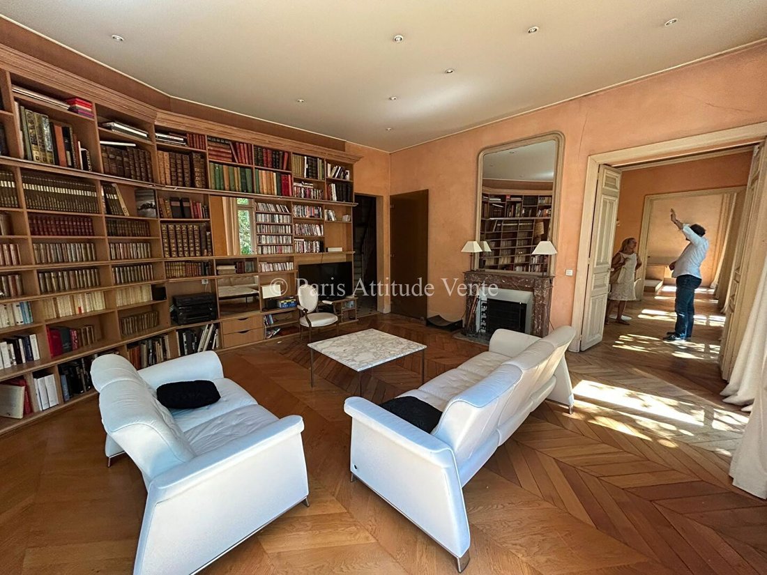 Apartment in Odéon, Paris 6e Arrondissement, Paris 4 - 18447501