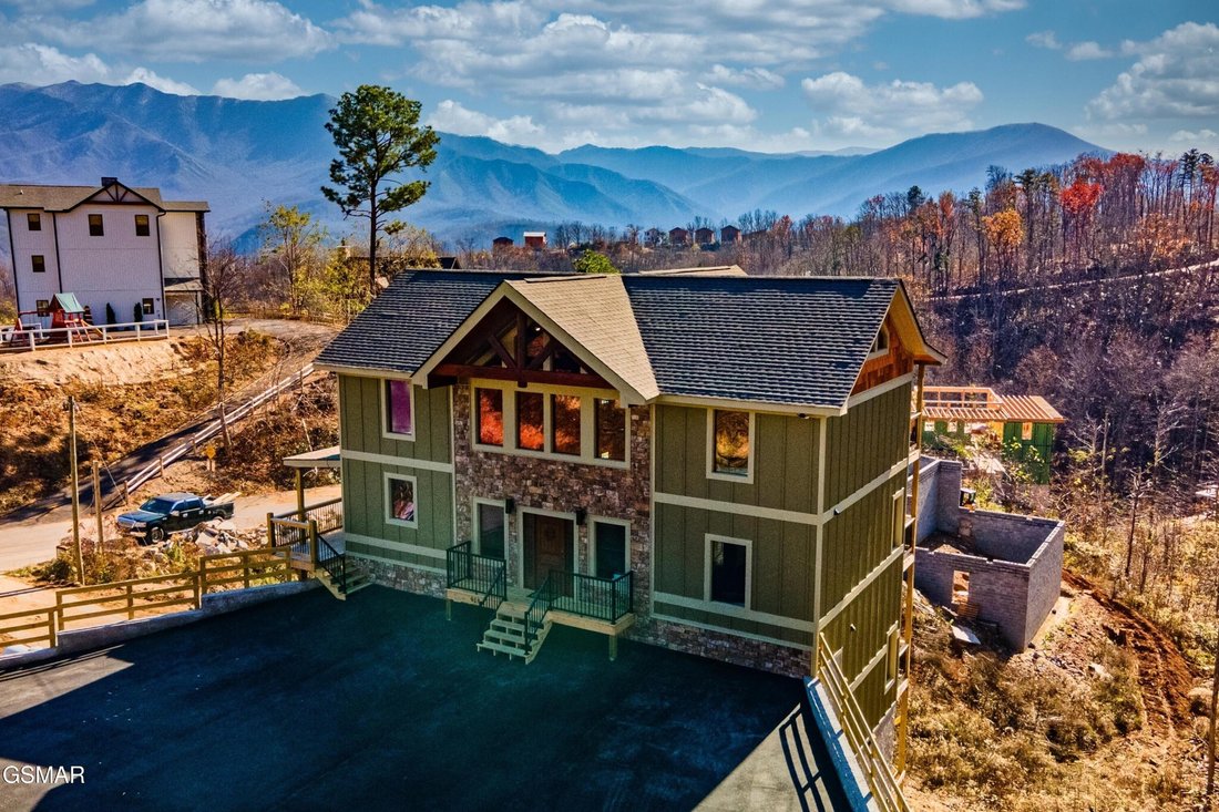 House in Gatlinburg, Tennessee, United States 1 - 18447002