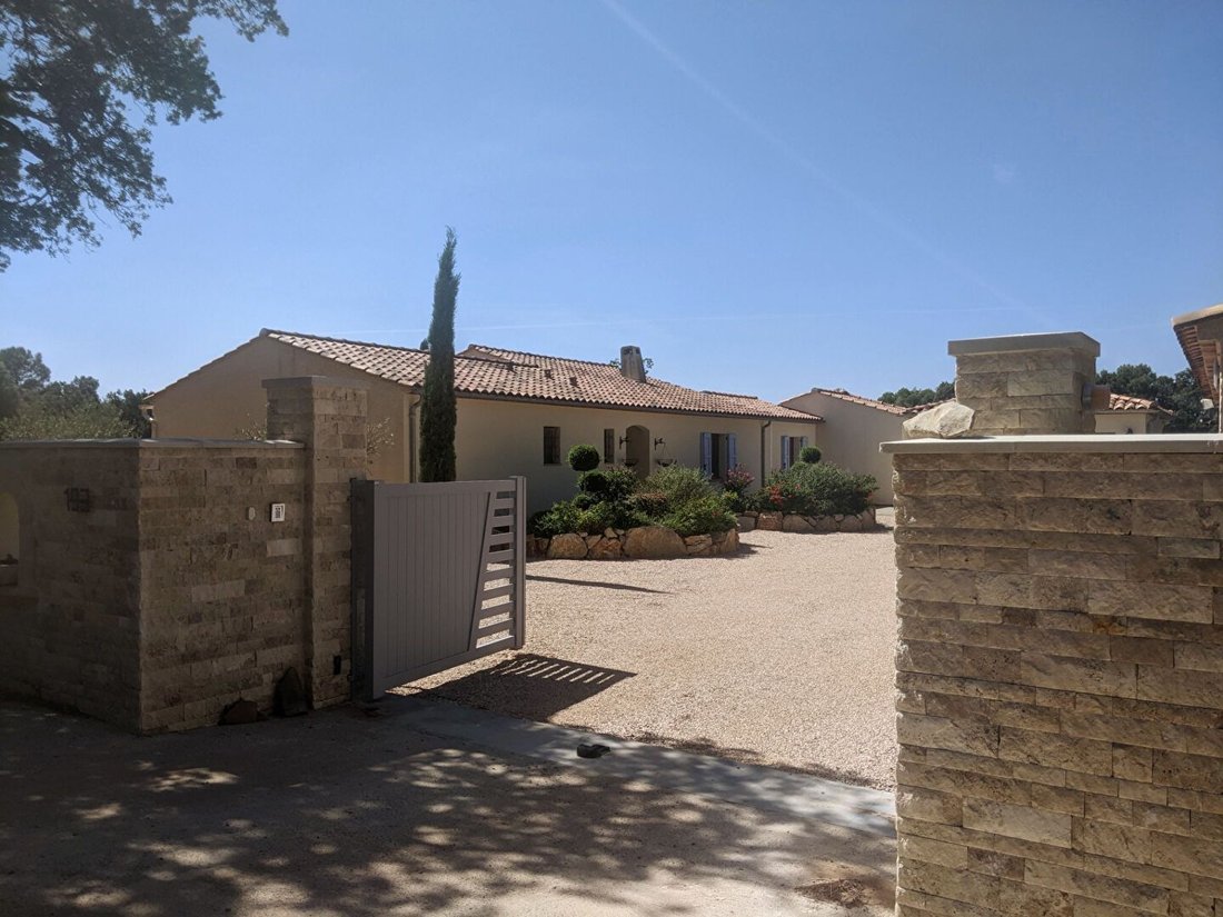 House in Moissac-Bellevue, Provence-Alpes-Côte d'Azur, France 2 - 18447536