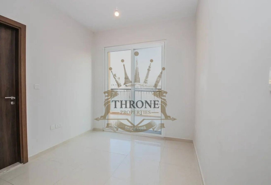 Townhouse in Damac Hills 2, Dubai, United Arab Emirates 2 - 18445996
