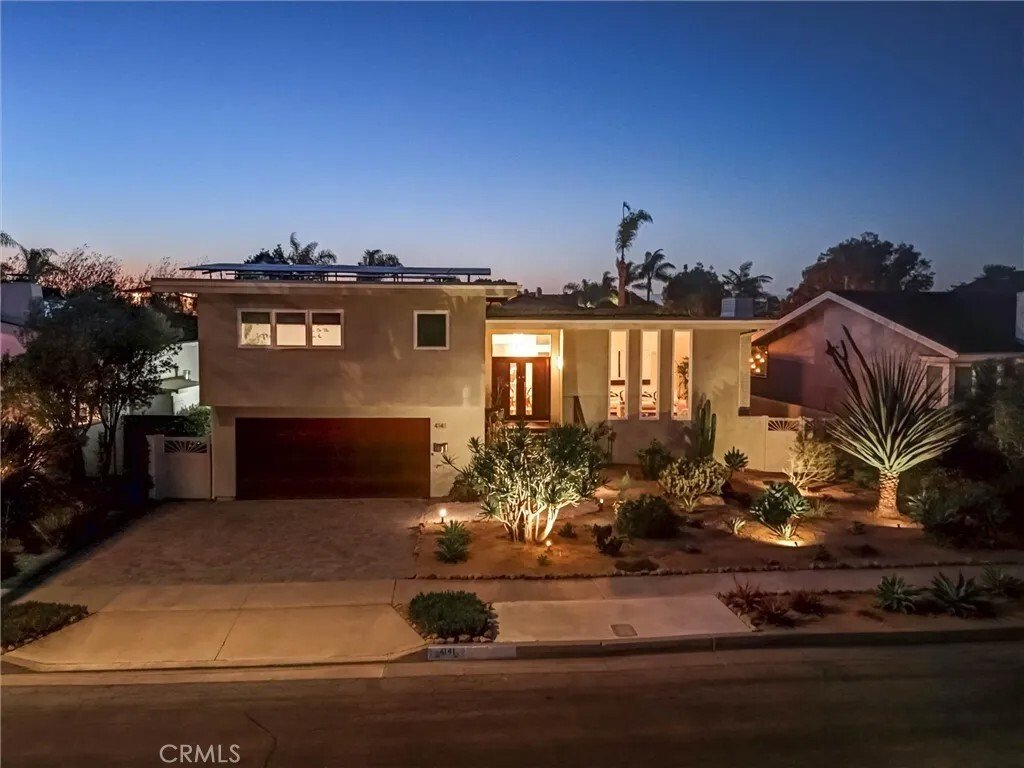 House in Huntington Beach, California, United States 3 - 18446617