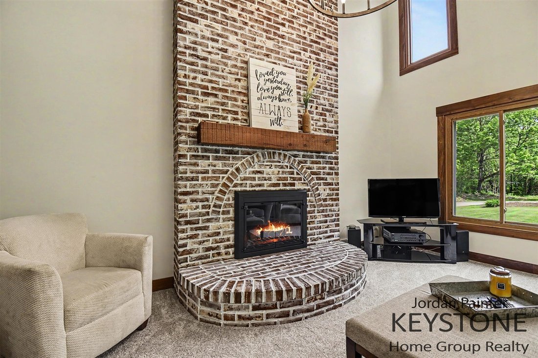 House in Hudsonville, Michigan, United States 5 - 18446404