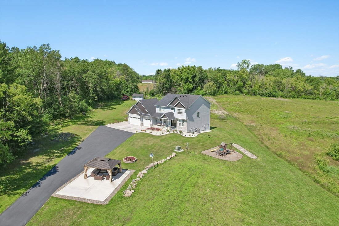 House in Lakeville, Minnesota, United States 1 - 18447656