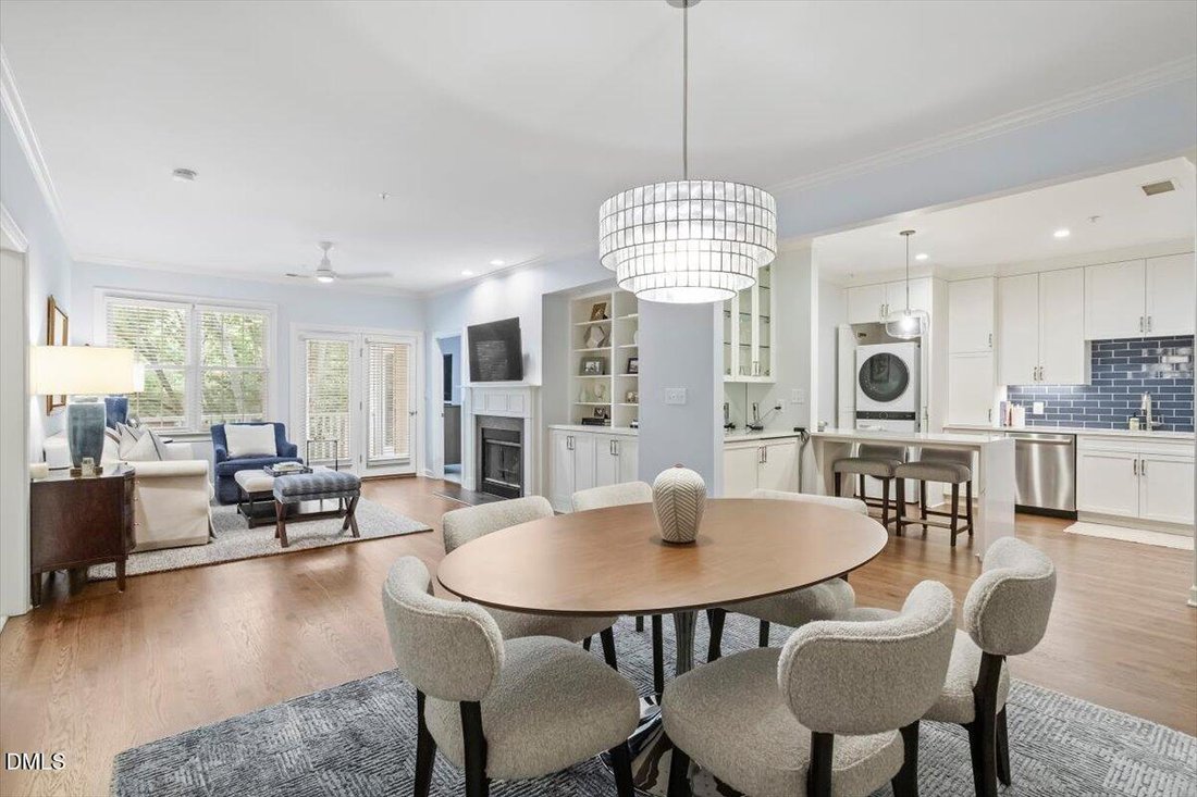 Condo in Raleigh, North Carolina, United States 2 - 18446801