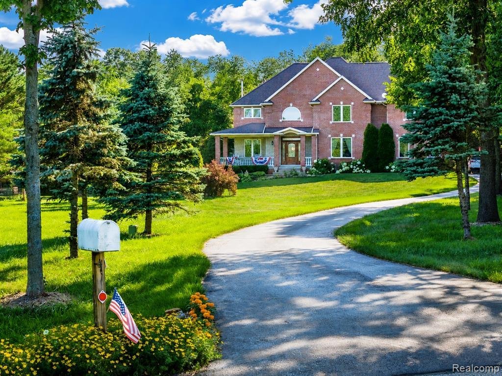 House in Holly, Michigan, United States 2 - 18446427